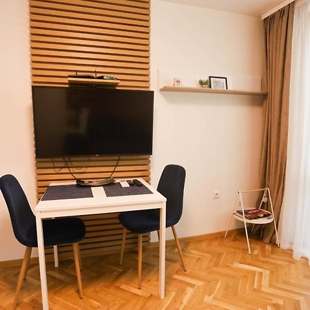 White Central Apartment ヴァルナ エクステリア 写真