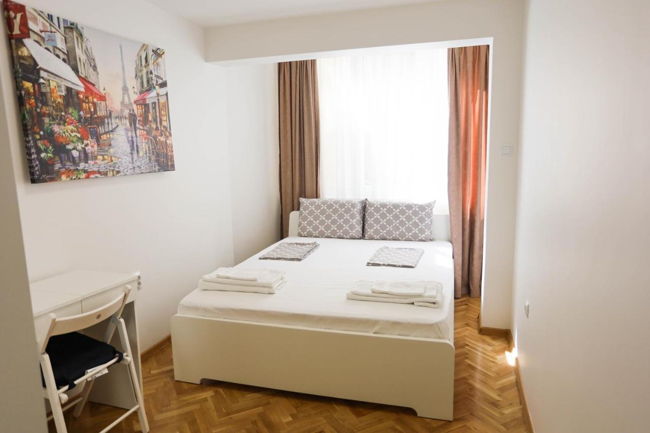 White Central Apartment ヴァルナ エクステリア 写真