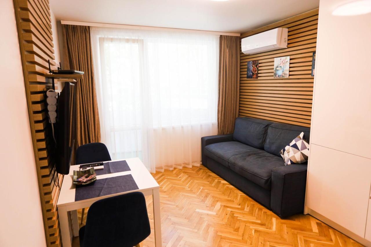 White Central Apartment ヴァルナ エクステリア 写真