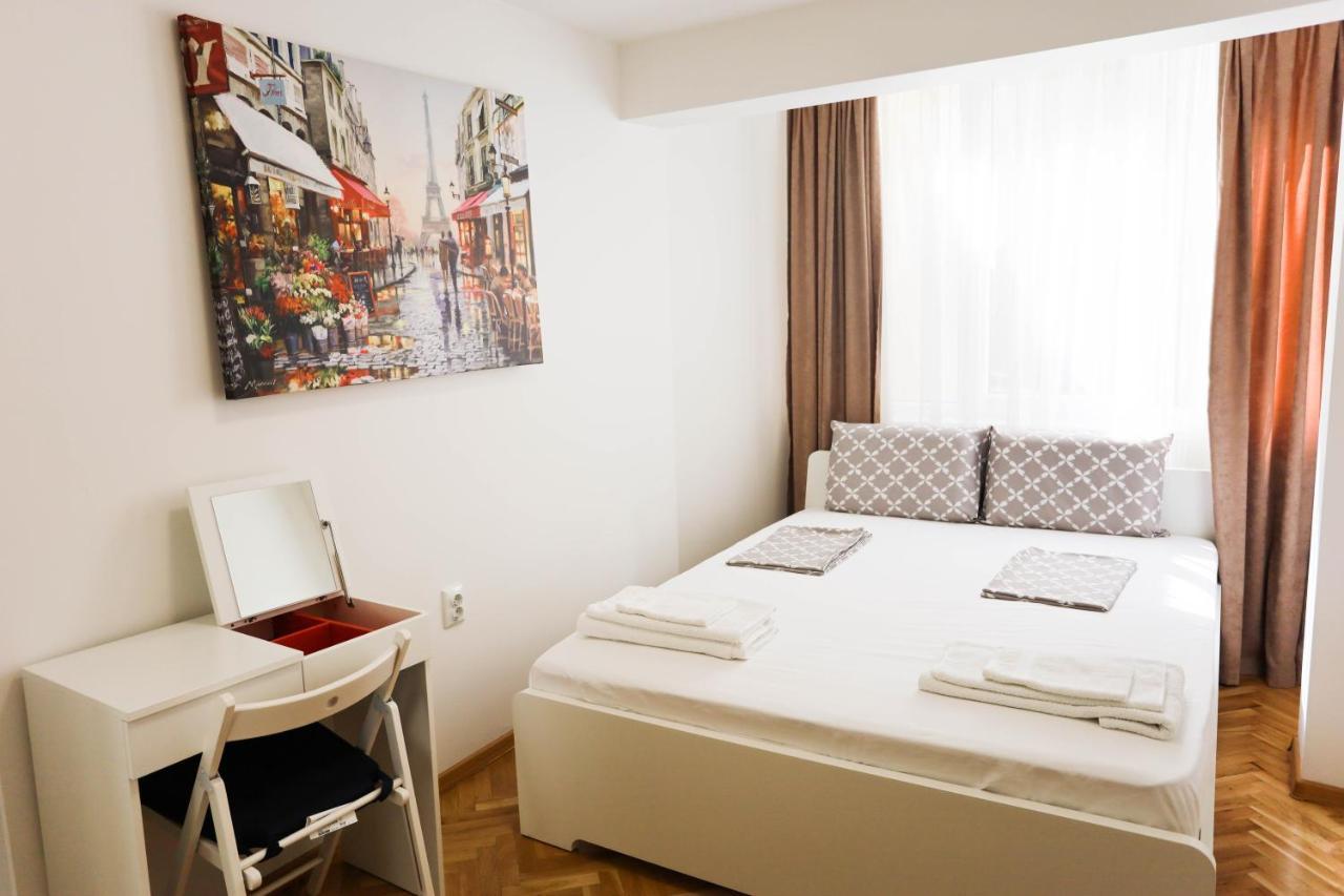 White Central Apartment ヴァルナ エクステリア 写真